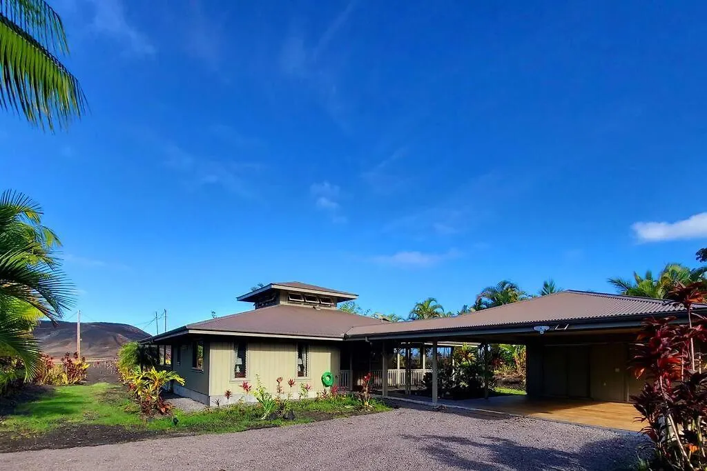 Unique Lava House By Steaming Crater Villa Pahoa