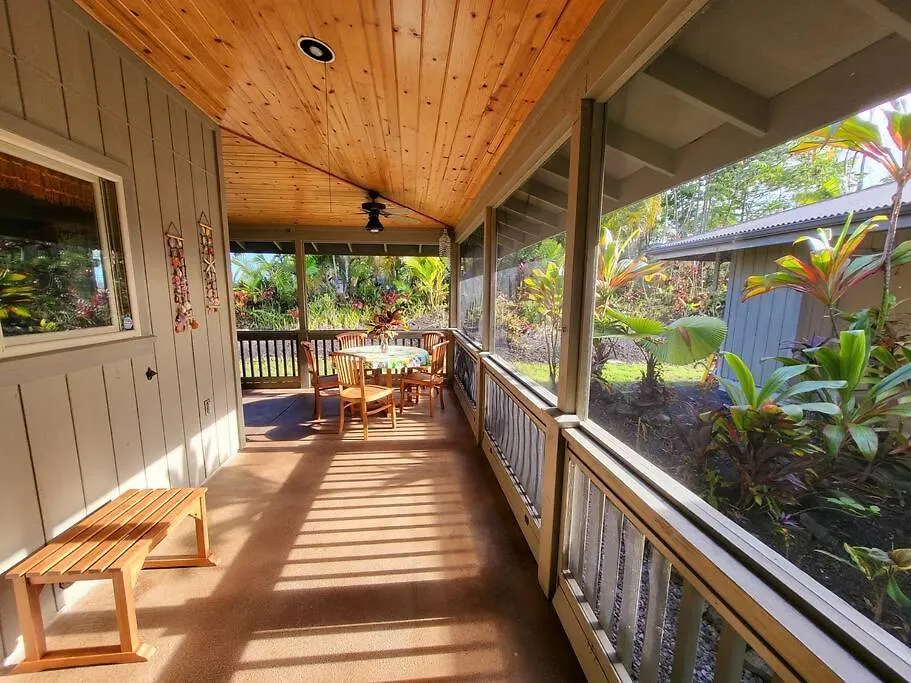 Unique Lava House By Steaming Crater Villa Pahoa