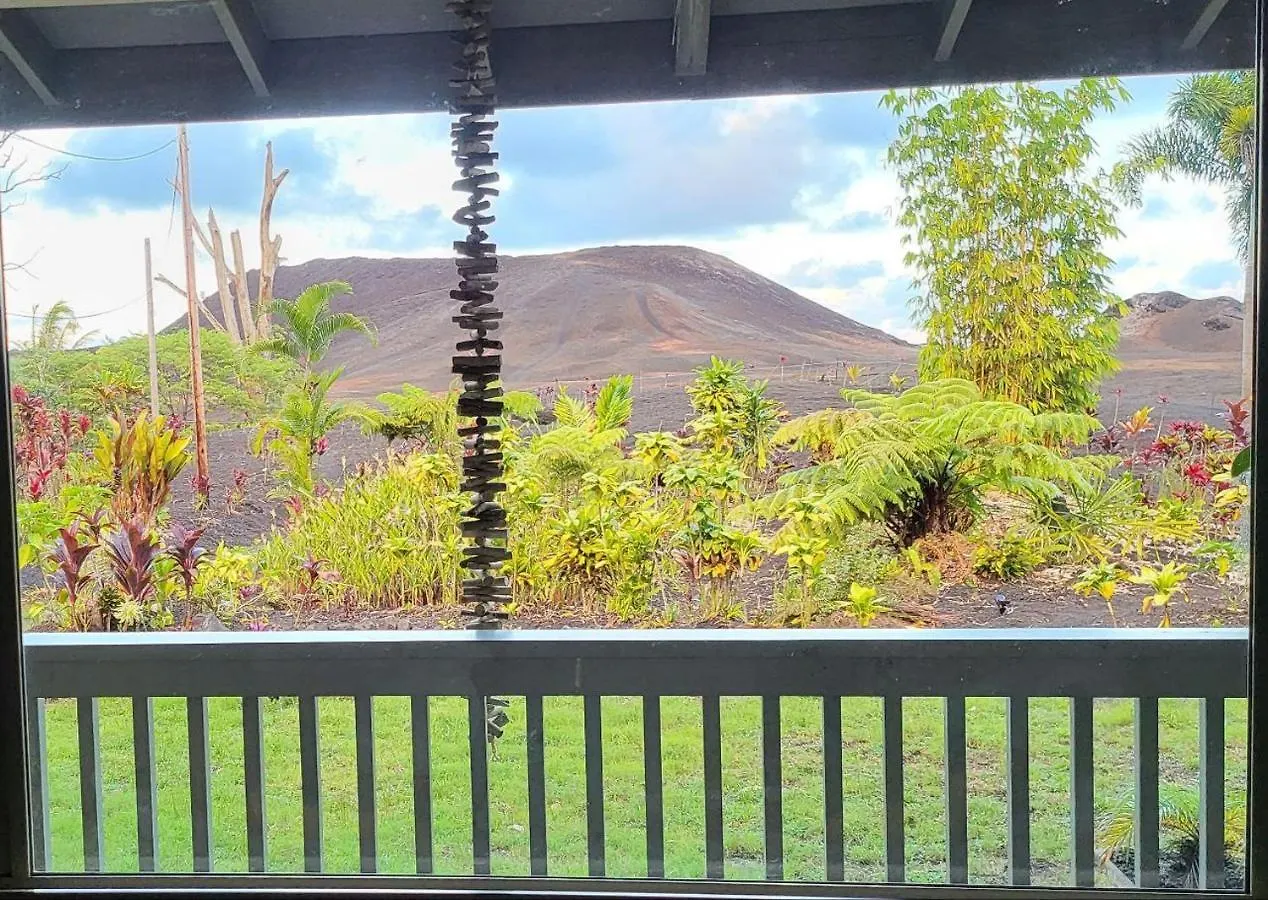 Unique Lava House By Steaming Crater Villa Pahoa United States